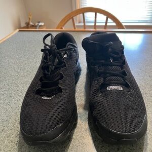 Under Armour Black Men's Athletic Shoes